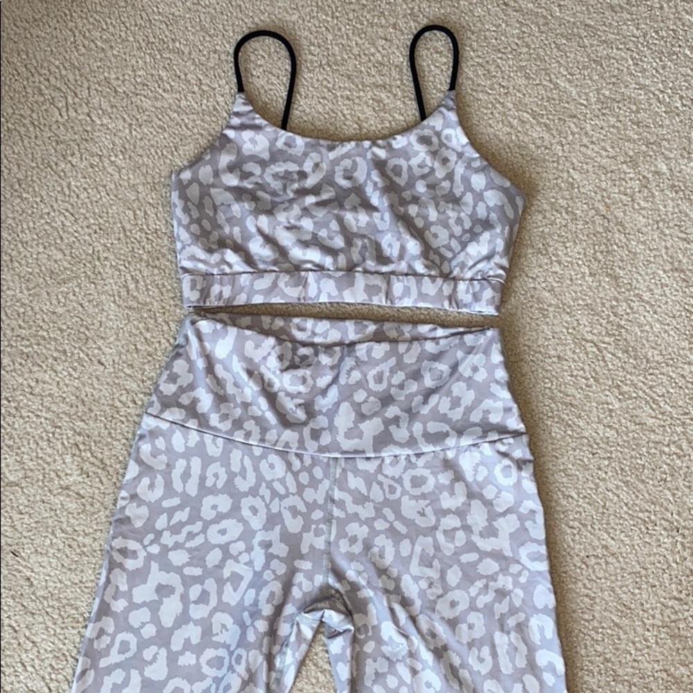 Grey Leopard Workout Set